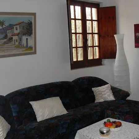 Holiday home Ambra -